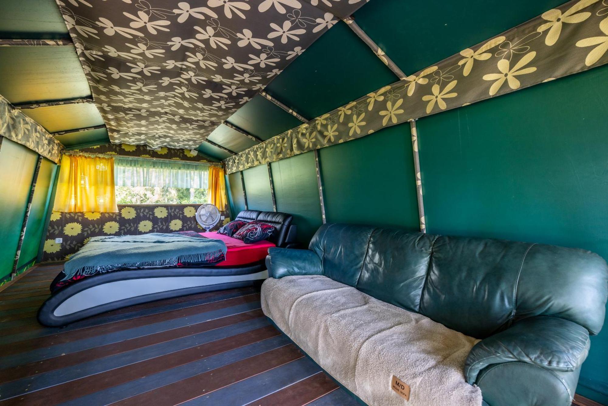 Glamping *
